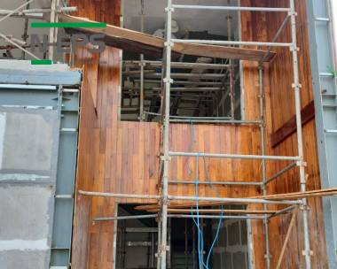 Nhà thép tường bê tông nhẹ ốp gỗ căm se