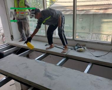 Cận cảnh quá trình lắp ghép sàn bê tông nhẹ 