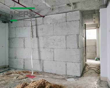 Tường ngăn cho toà nhà Bình Thạnh 